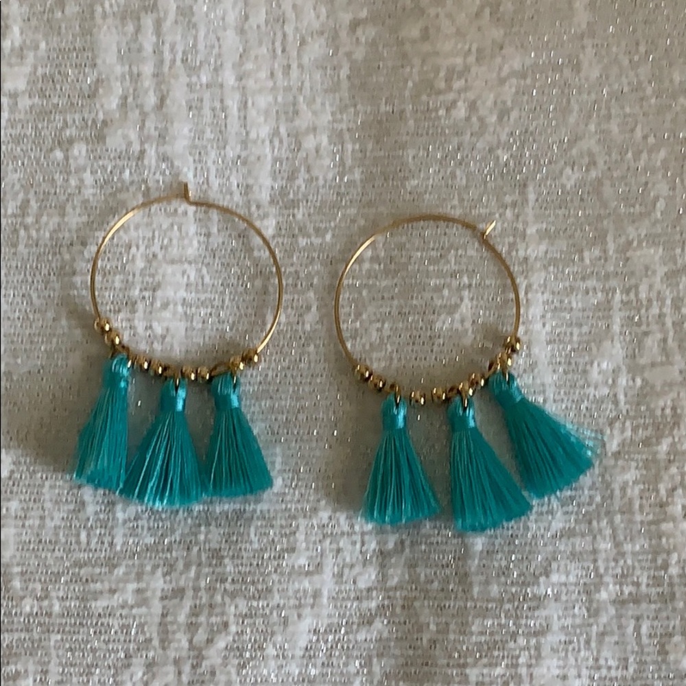 ♥️ 2 for $15 or 3 for $20 ♥️ Hoop tassel earrings